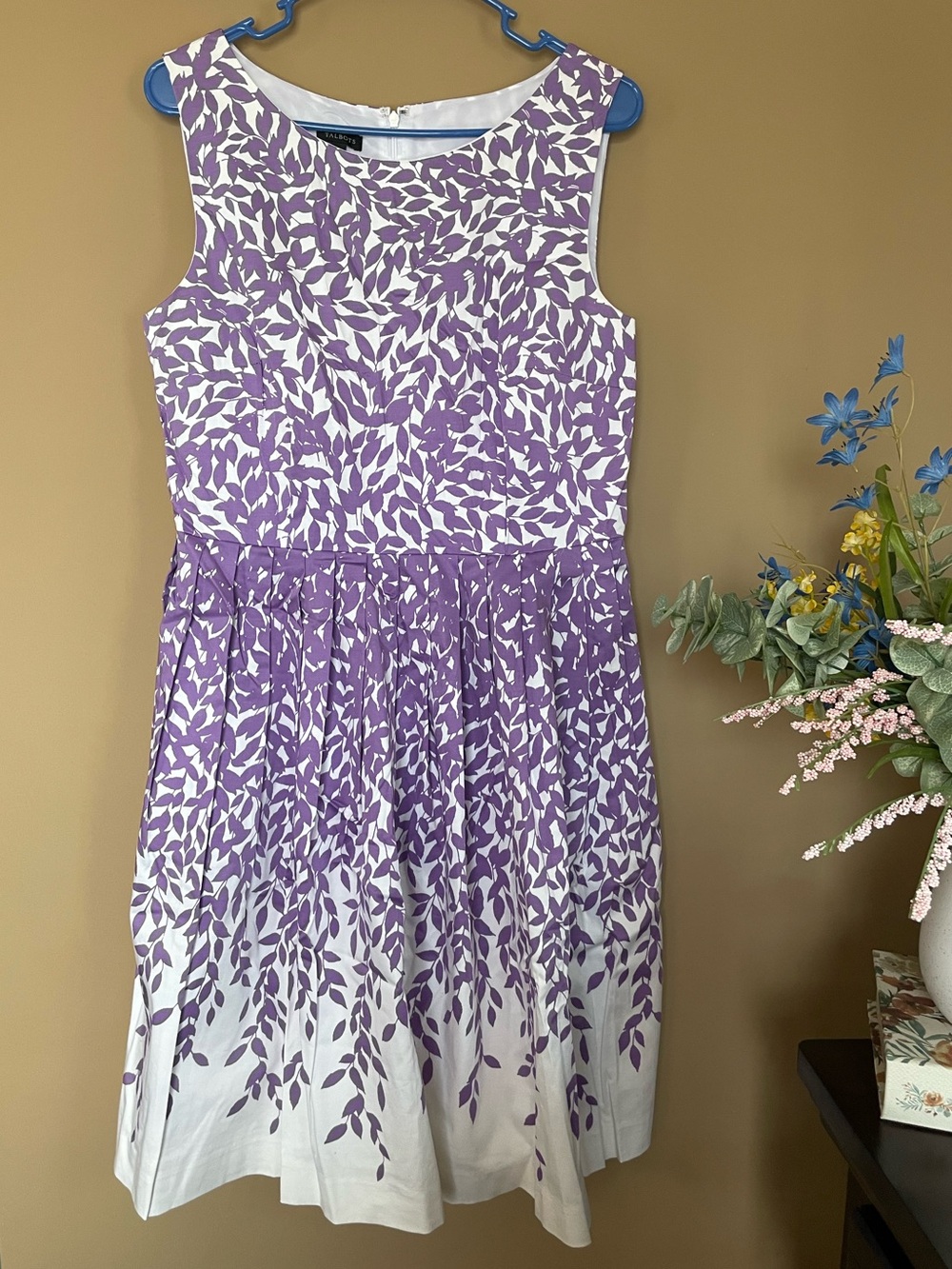 Talbots Lavender and White Leaf-Print Sleeveless Dress